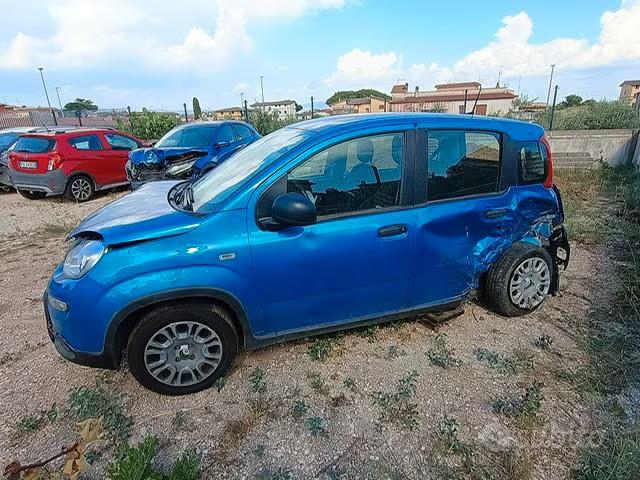 AUTO SINISTRATA