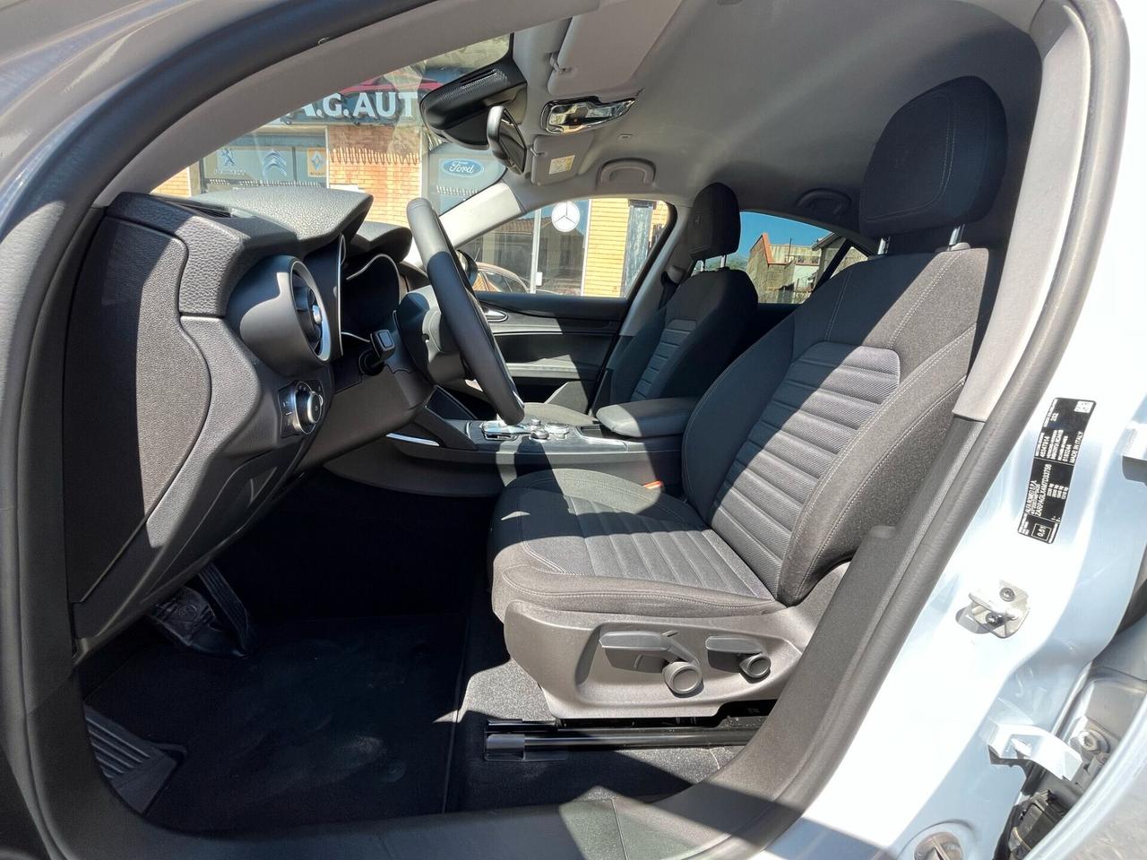 Alfa Romeo Stelvio 2.2 Turbodiesel 160 CV AT8 RWD Business