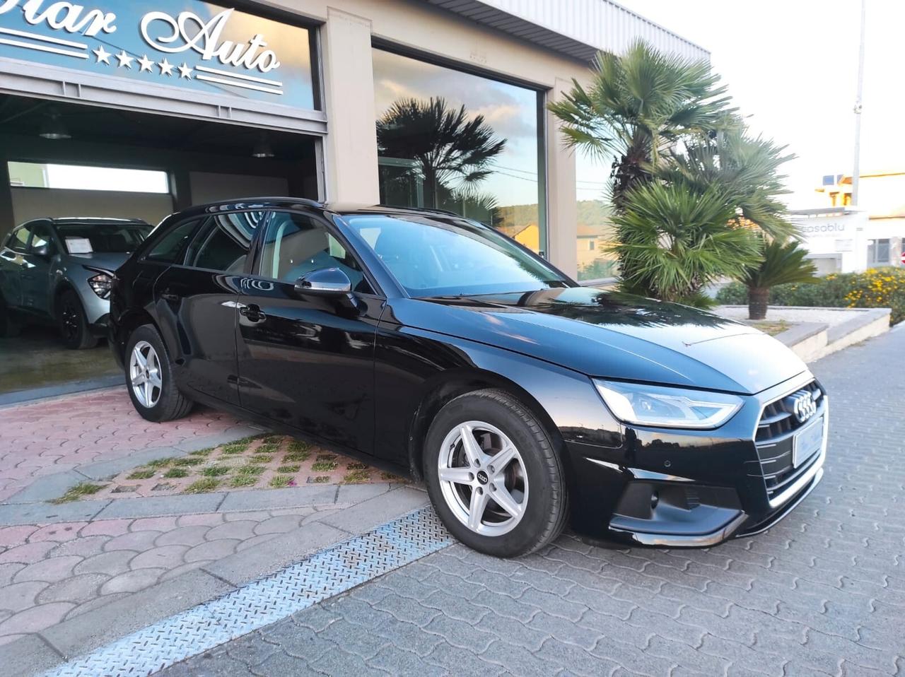 Audi A4 Avant 30 TDI/136 CV S tronic
