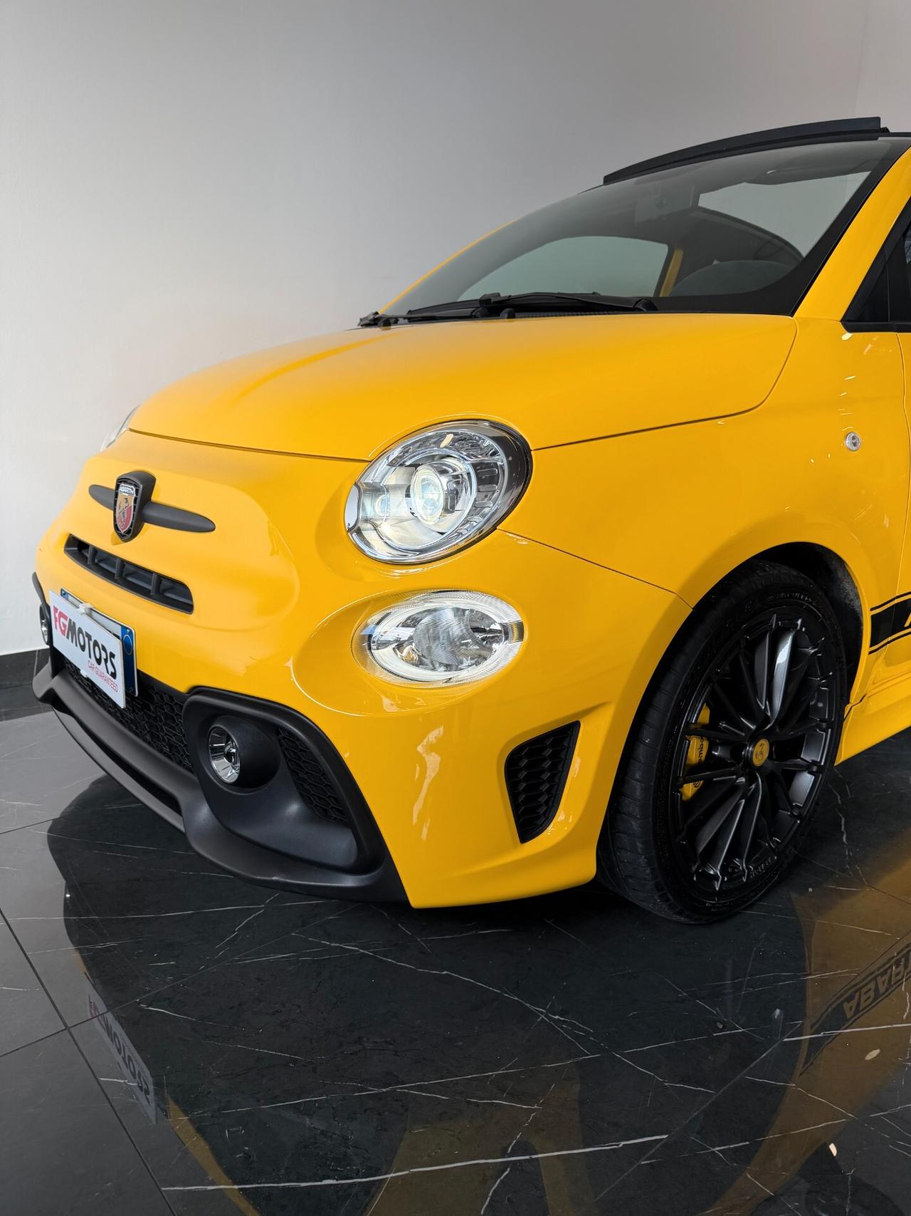 Abarth 595 C 1.4 Turbo T-Jet 180 CV Competizione