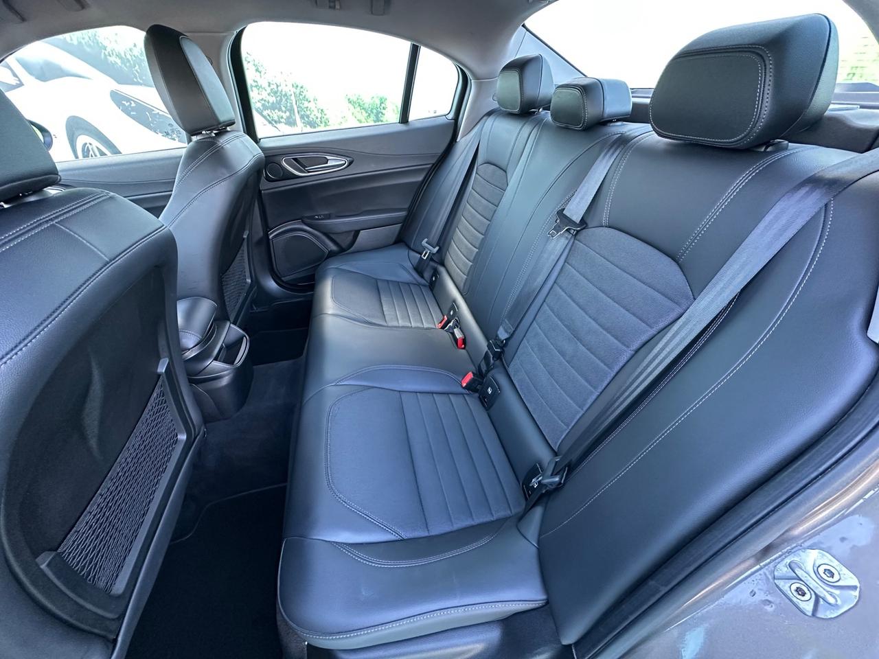 Alfa Romeo Giulia 2.2 TD 150CV AT8 Business 2017