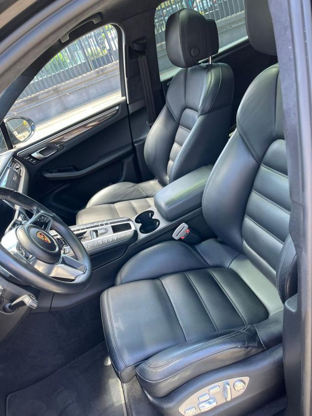 PORSCHE Macan 2.9 Turbo