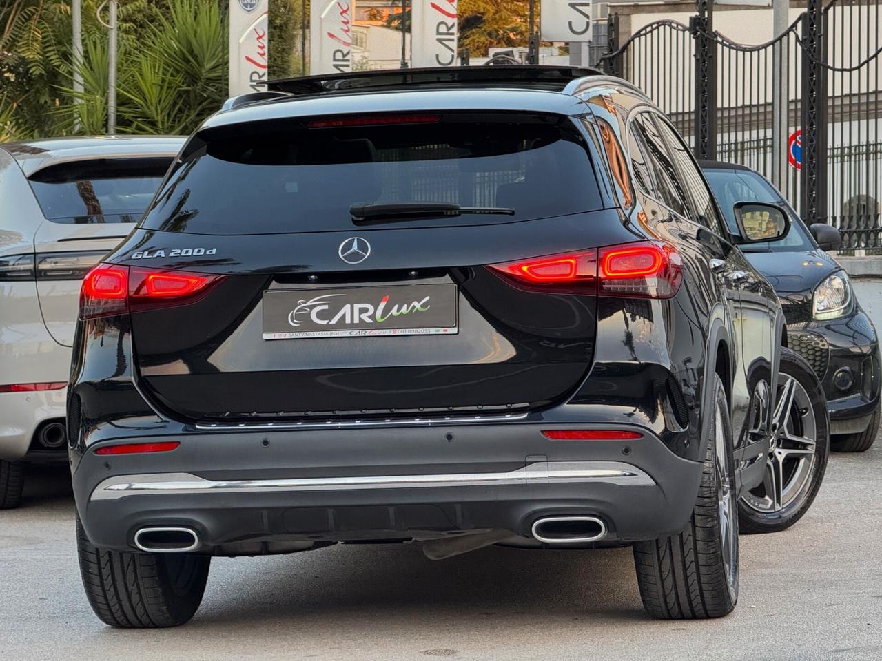 Mercedes-Benz GLA 200 d Premium Plus AMG TETTO
