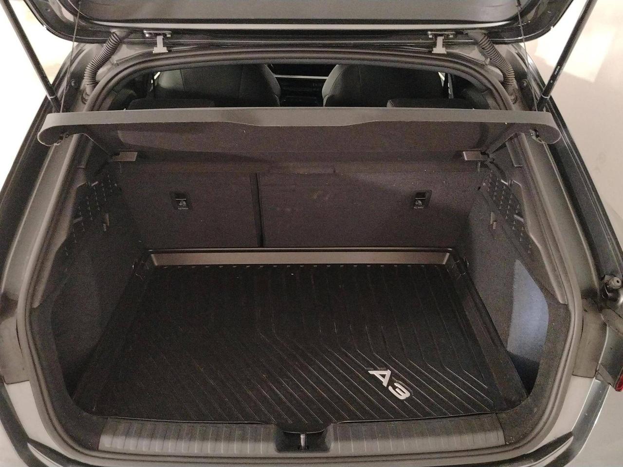 Audi A3 Sportback 35 2.0 tdi S line Edition