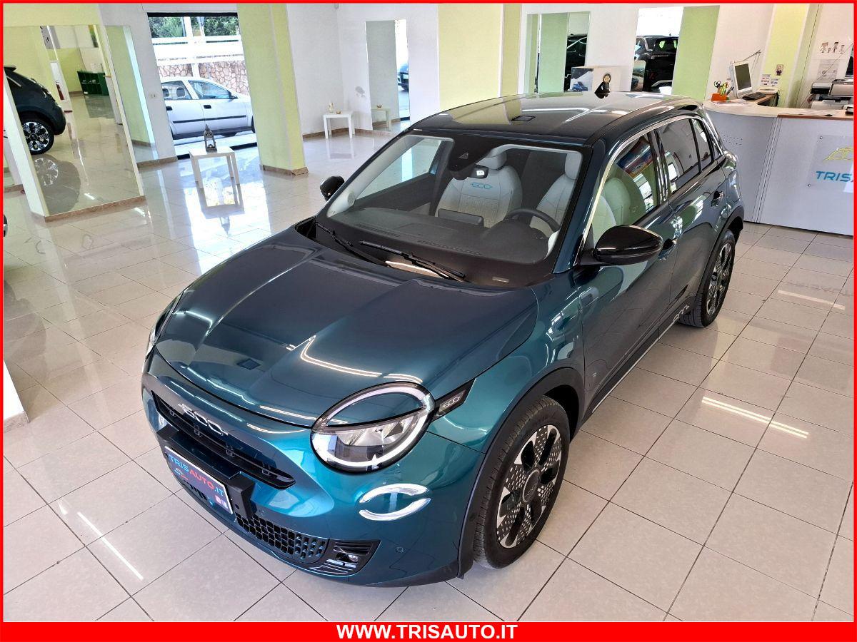 FIAT 600 1.2 T-GEN3 MHEV DCT La Prima NEOPATENTATI (FULL LED+PELLE+NAVI)