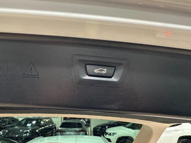 BMW 525 d xDrive Touring Luxury - 18" - Camera - Pelle