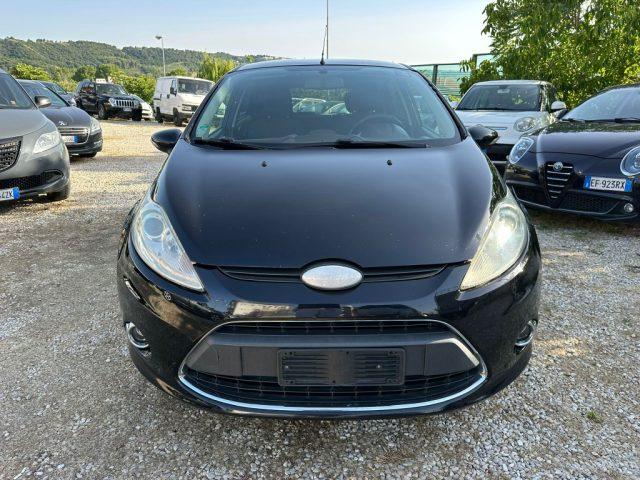 FORD Fiesta + 1.4 TDCi 68CV 5 porte