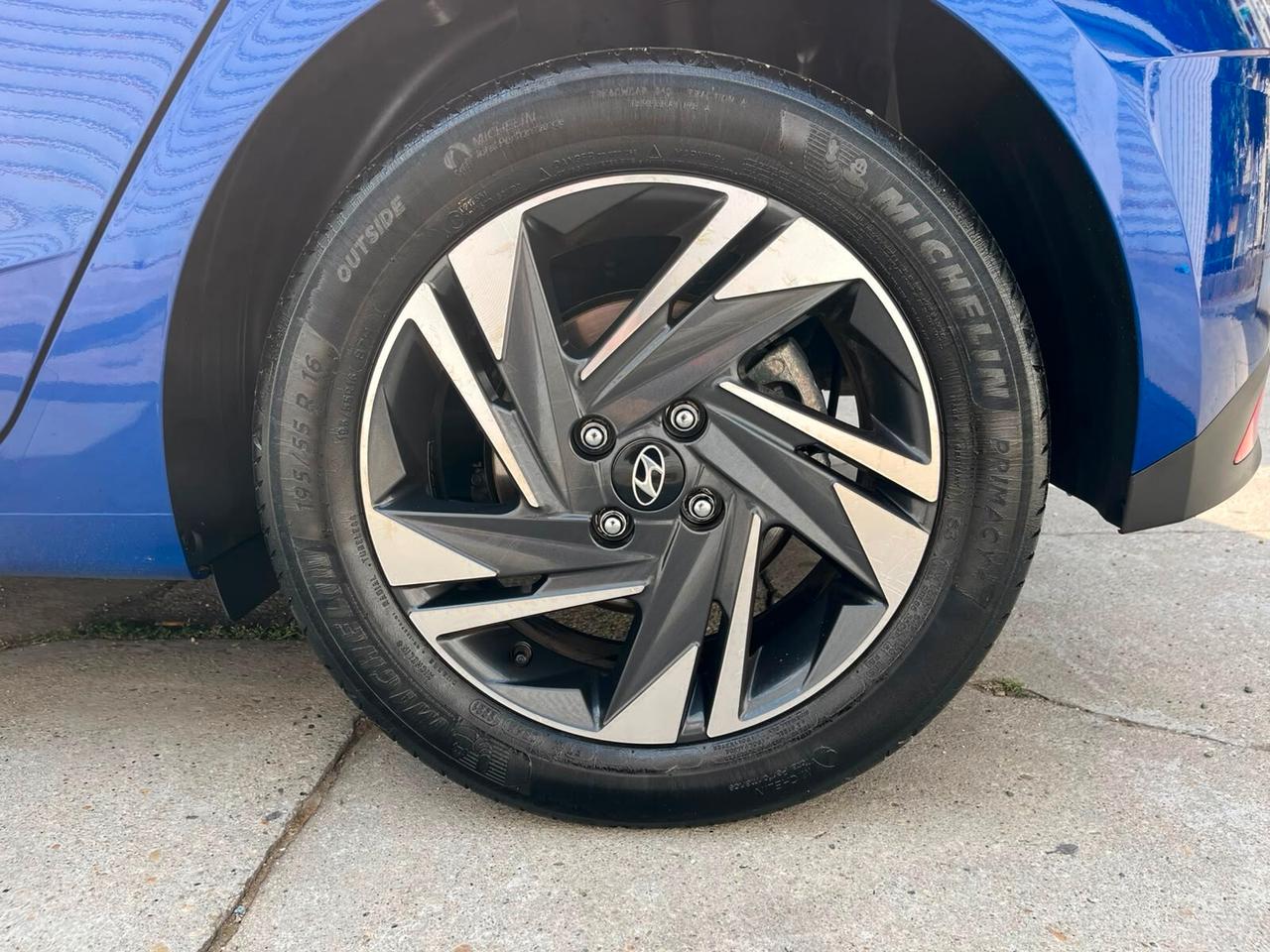 Hyundai i20 1.0 T-GDI 48V iMT Bose