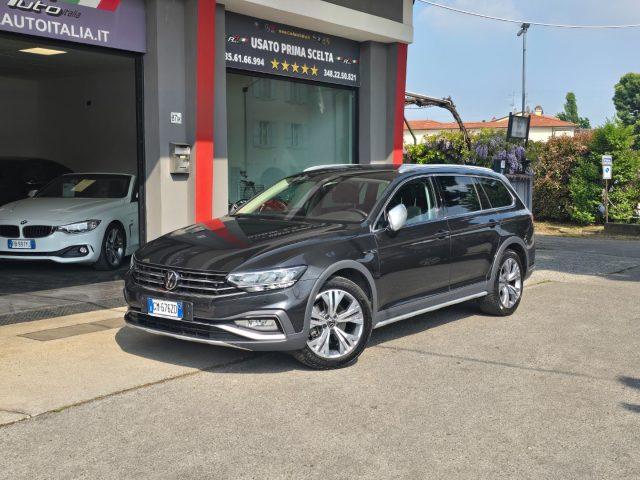 VOLKSWAGEN Passat Alltrack 2.0 TDI 200 CV 4MOTION DSG 18" Keyless DCC Camera+