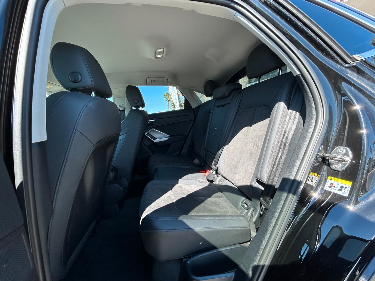 Audi Q3 Sportback 35 2.0 tdi s-tronic