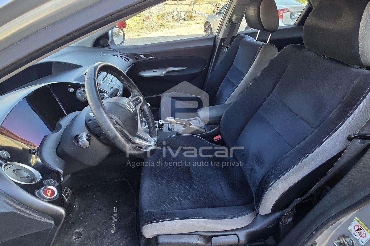 HONDA Civic 1.8 i-VTEC 5p. Executive