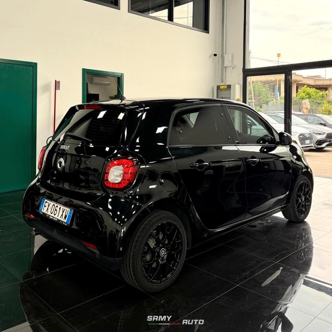 smart forFour Brabus allestimento 71cv