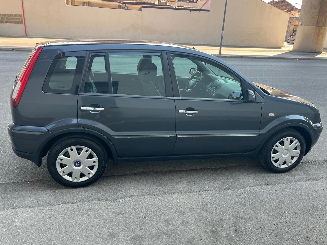 Ford Fusion 1,4 benzina/Metano da vetrina