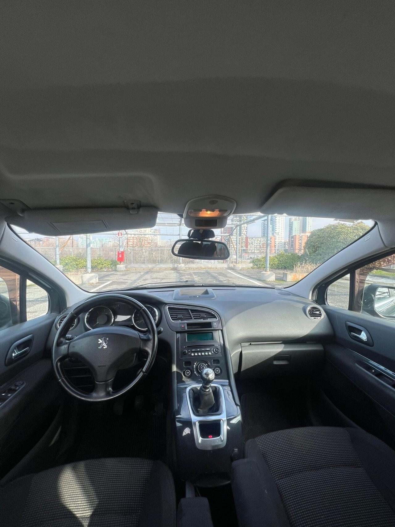 Peugeot 5008 2.0 HDi 150CV Business