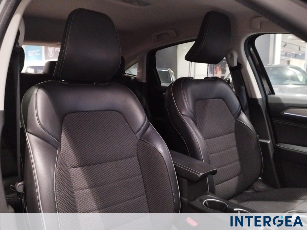 RENAULT Arkana 1.6 E-Tech full hybrid Techno 145cv