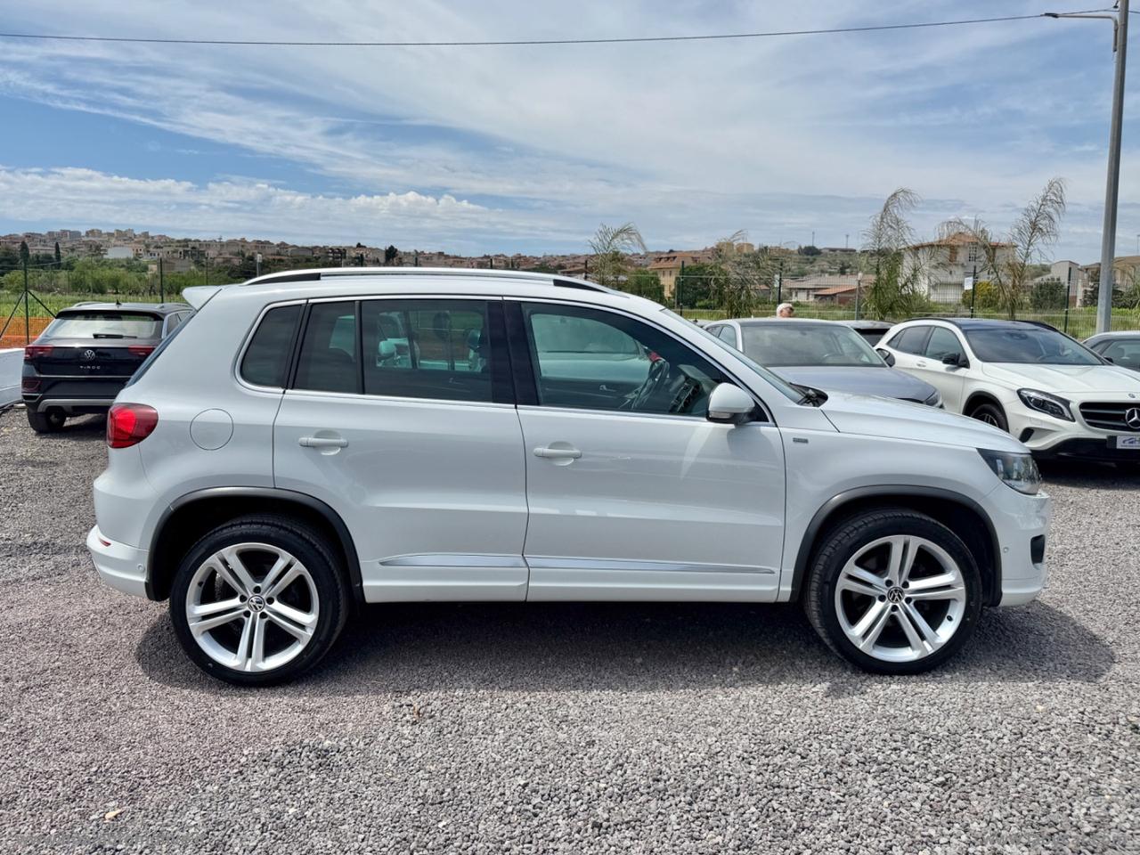 VOLKSWAGEN Tiguan 2.0 TDI 177CV R-LINE NAVI