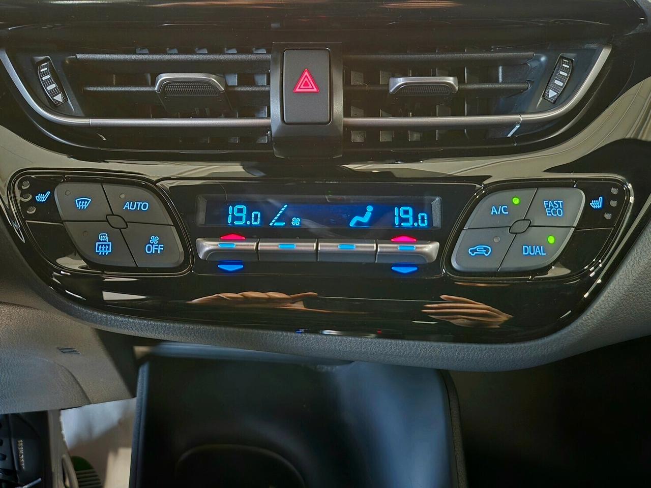 Toyota C-HR 1.8 Hybrid E-CVT Business