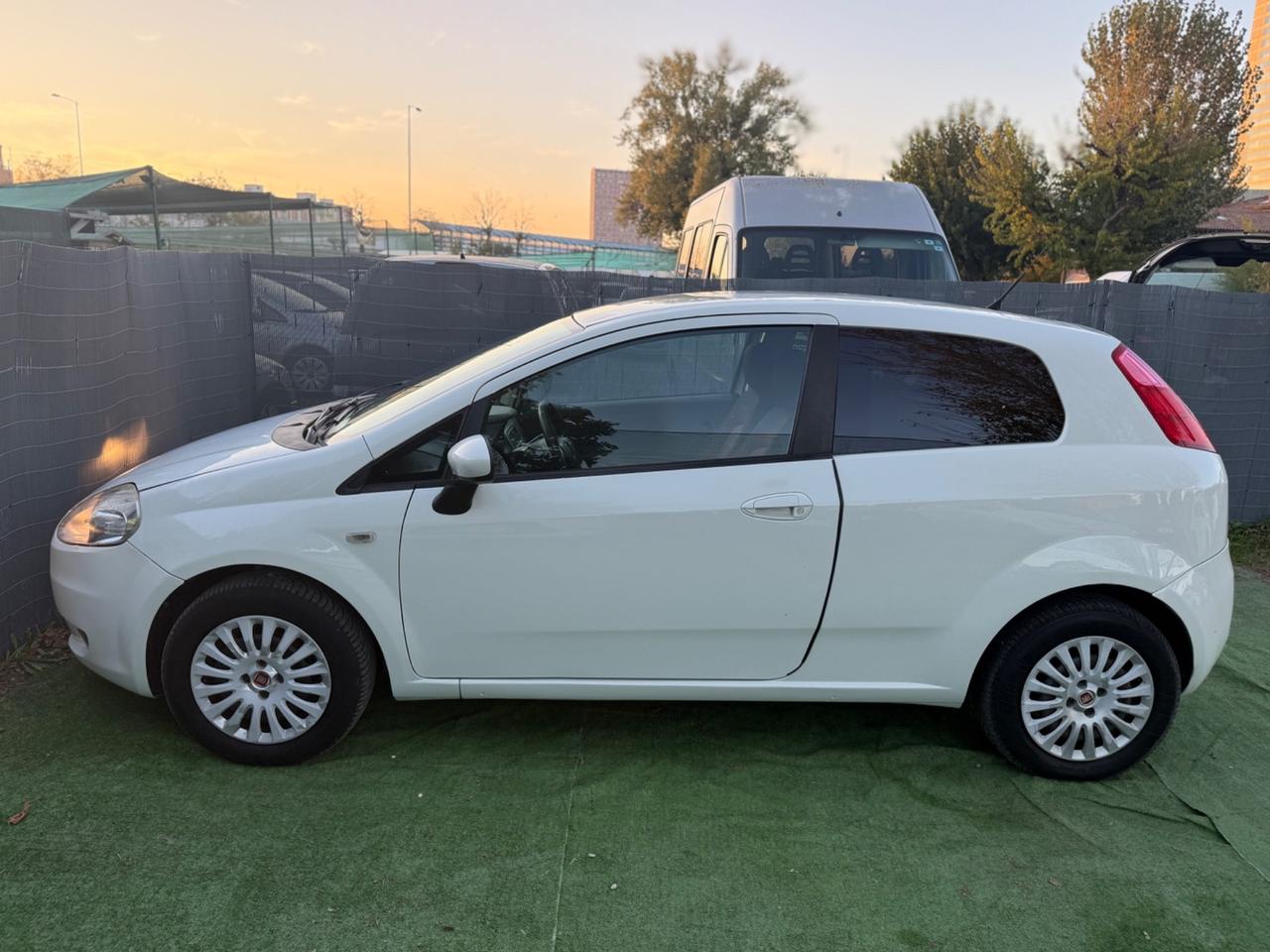 Fiat GRANDE PUNTO 2012 1.4 GPL NEOPATENTATI