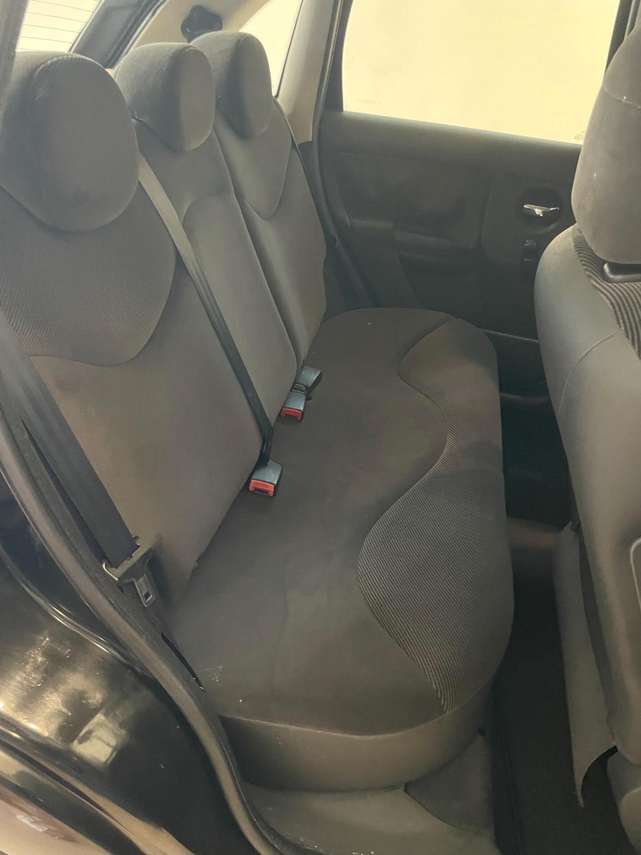 Citroen C3 1.1 ELEGANCE CLIMA DISTRIBUZIONE NEOPATENTATI