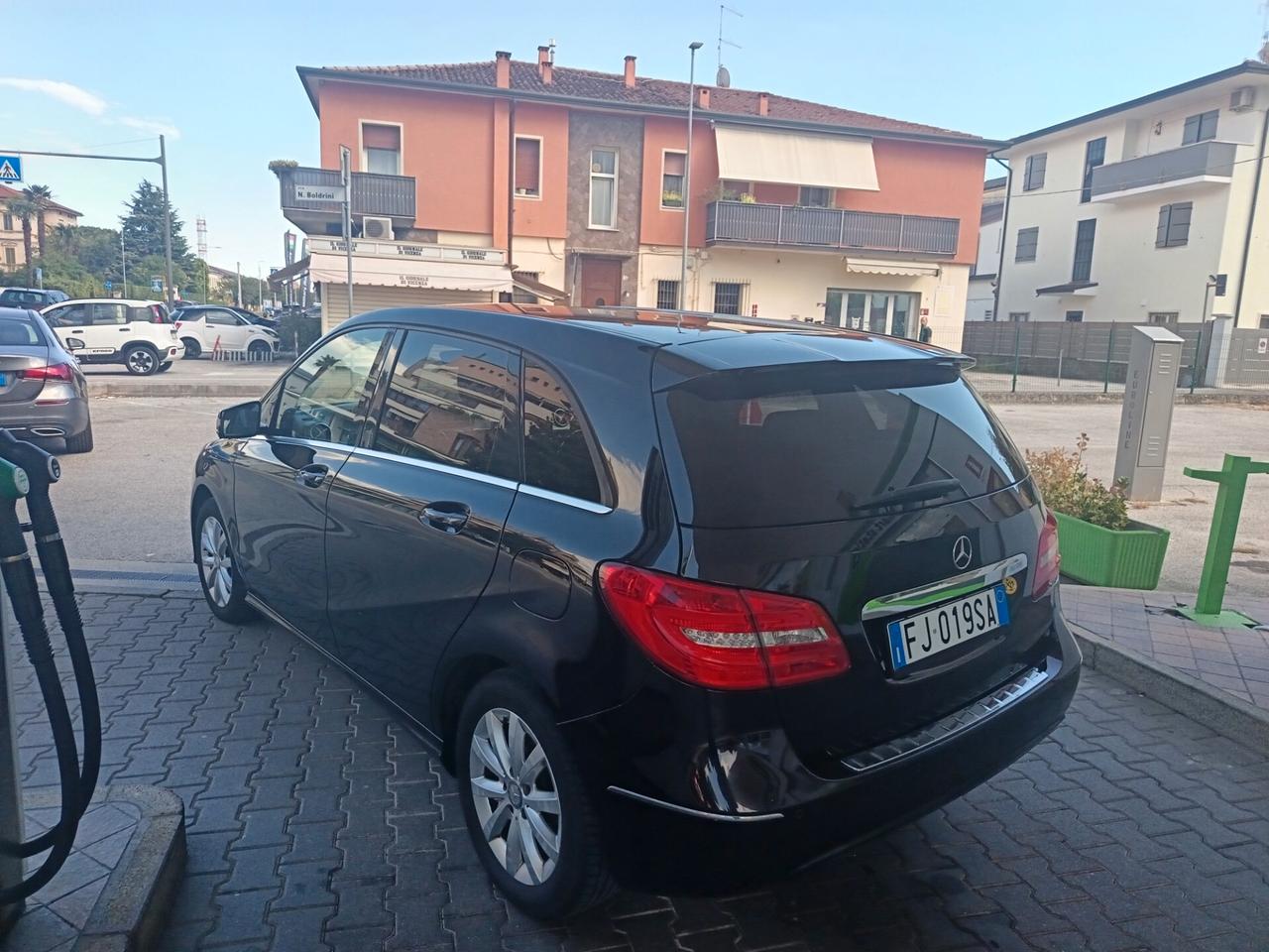Mercedes-benz B 180 CDI BlueEFFICIENCY Executive