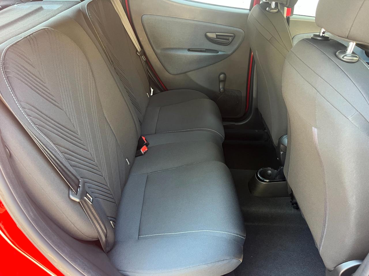 LANCIA YPSILON 1.0 HYBRID 70CV GOLD - NESSUN VINCOLO FINANZIARIO - SOLAMENTE 25.00KM - FULL OPTIONAL
