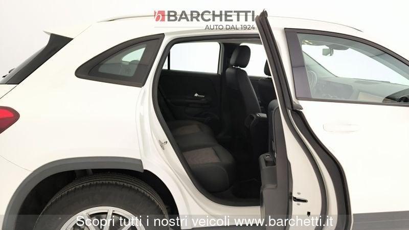 Mercedes-Benz GLA CLASSE (H247) 200 D AUTOMATIC BUSINESS EXTRA