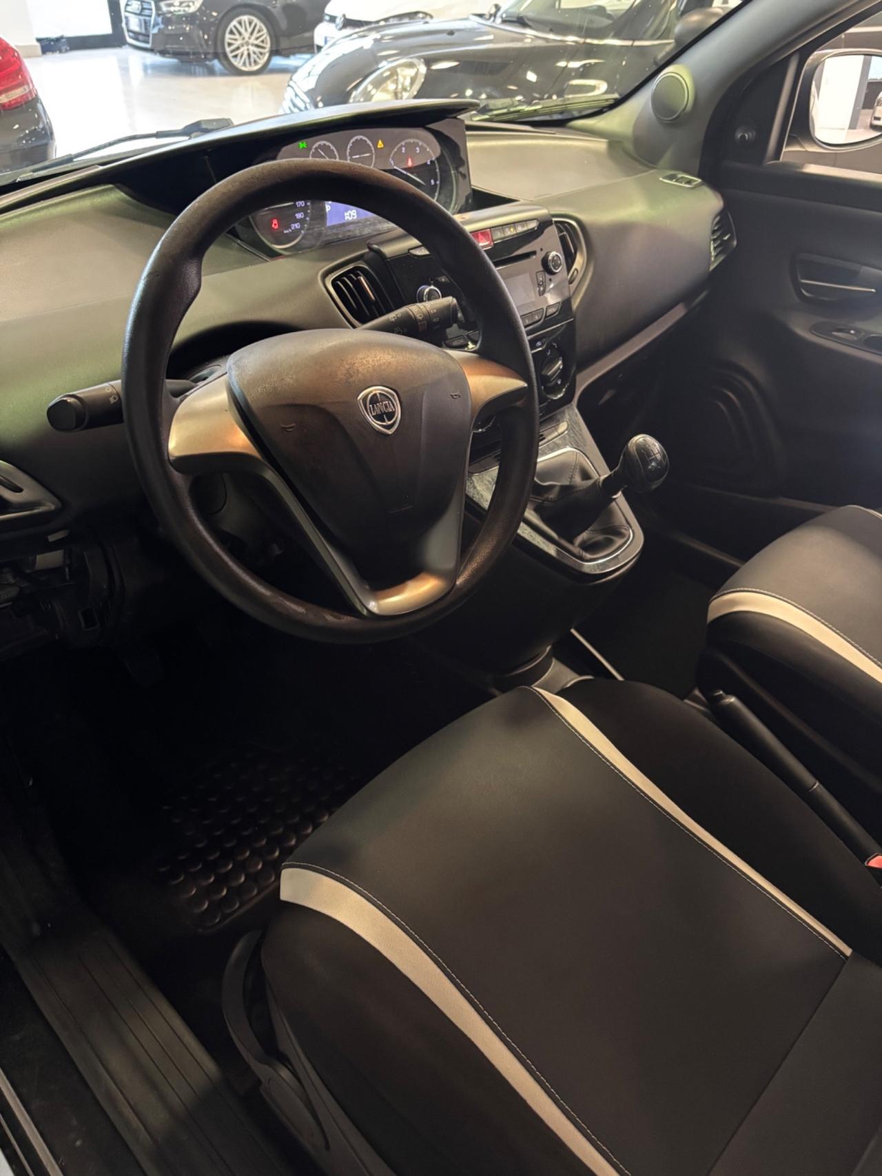 Lancia Ypsilon 1.3 MJT 16V 95 CV 5 porte S&S Platinum