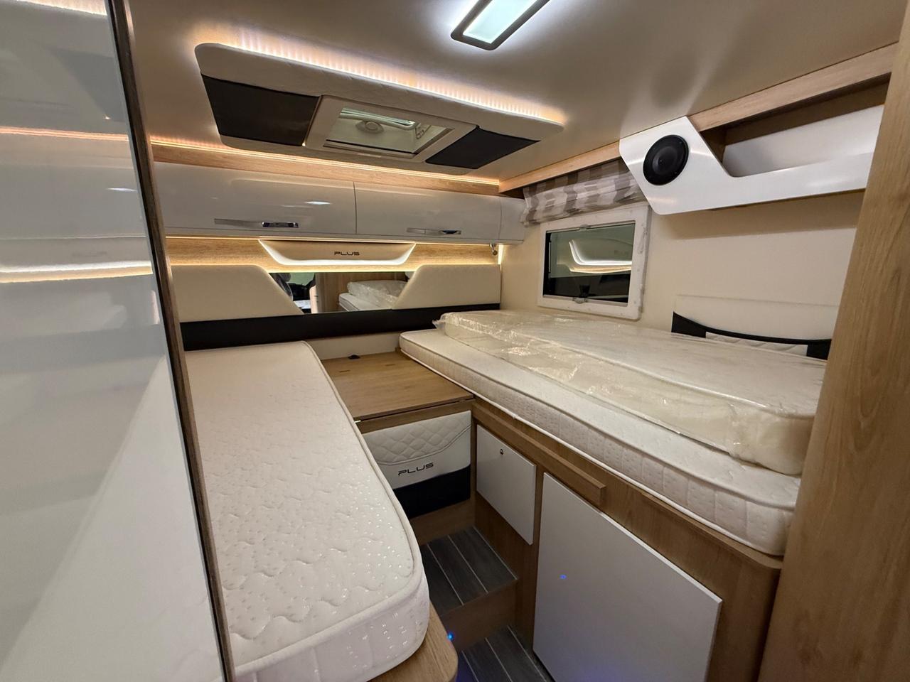 ROLLER TEAM ZEFFIRO 285 XT 6.99 5 POSTI OMOLOGATI