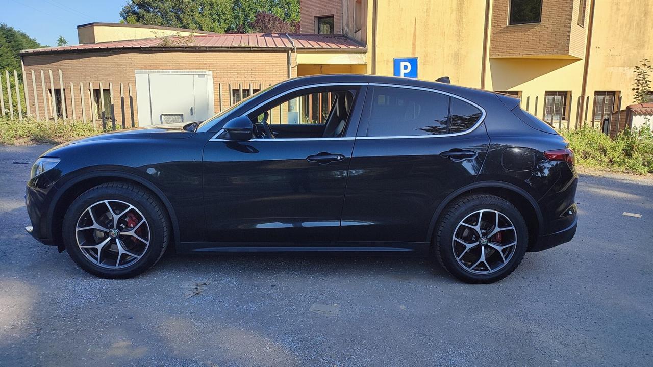 ALFA ROMEO STELVIO 2.2 TD 190CV EXECUTIVE RWD