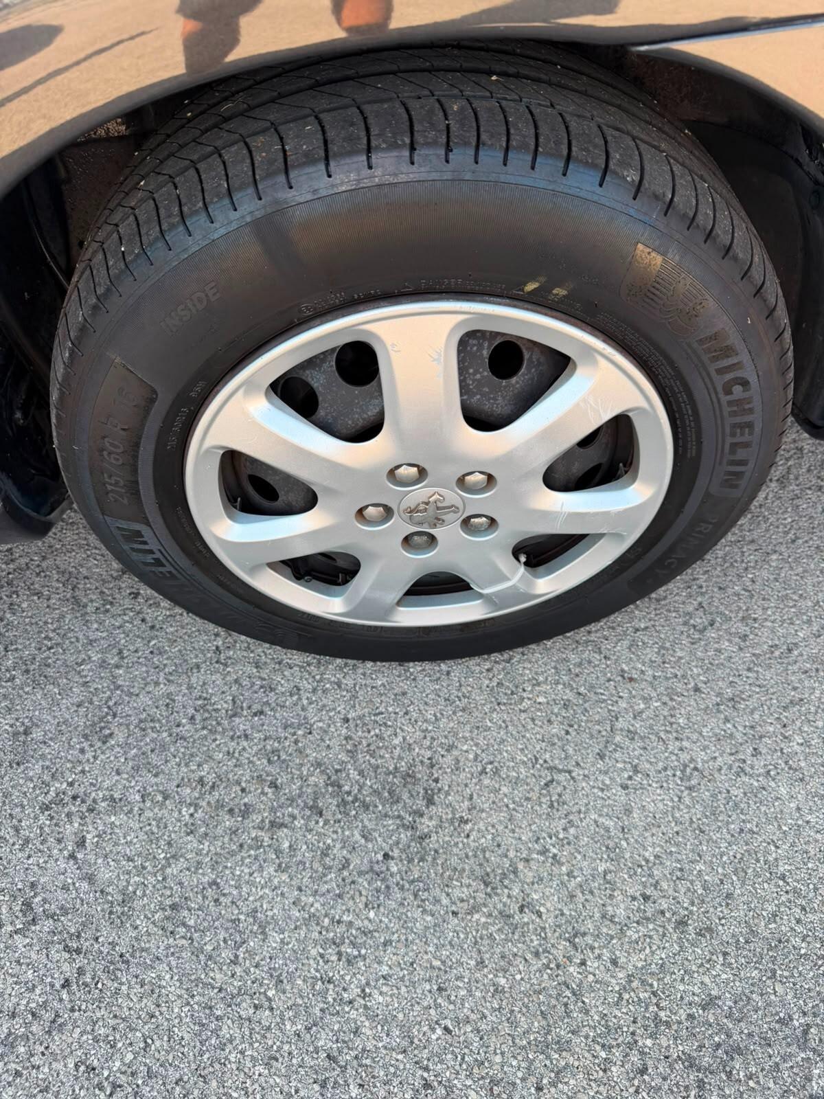 Peugeot 807 2.2 HDi FAP SR Mix