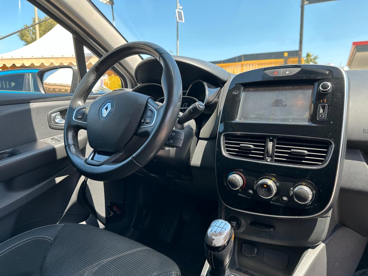 RENAULT Clio dCi 8V 90CV Start&Stop 5 porte Energy Intens