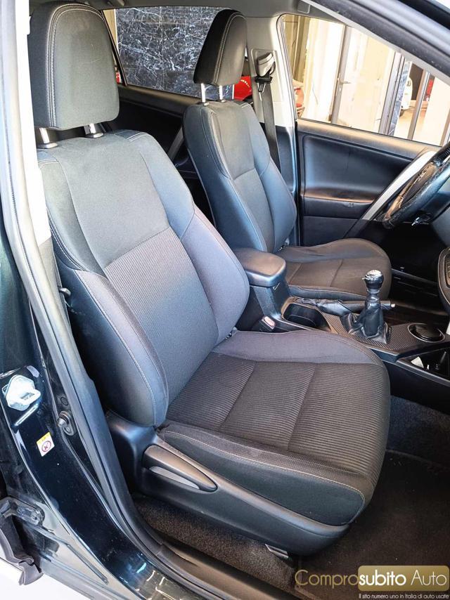 TOYOTA RAV 4 MY23 RAV4 2.0 D-4D 4WD Lounge