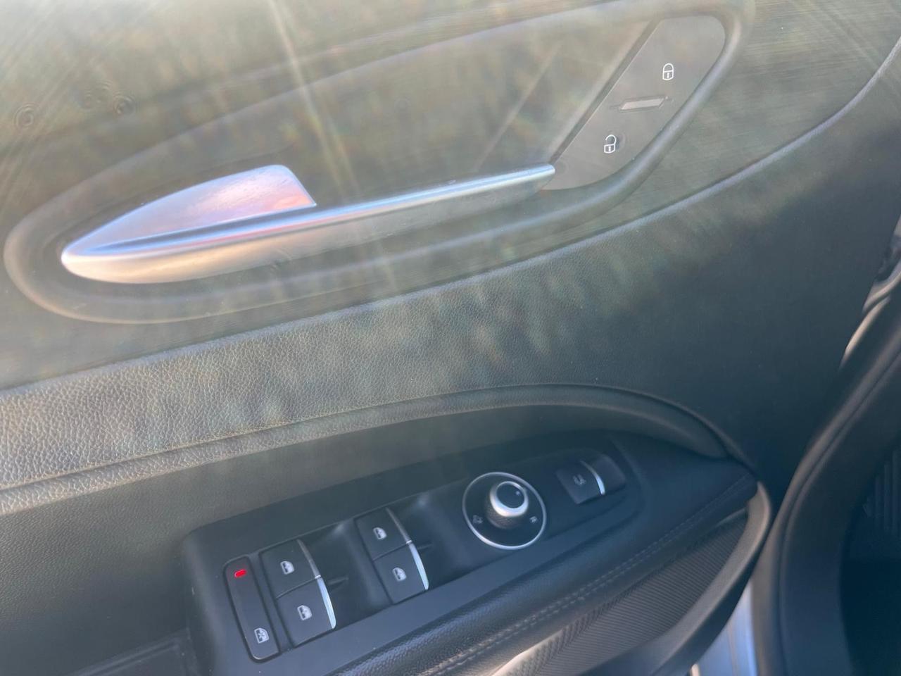 Alfa Stelvio Q4-2.2 mjt/190 cv- autom-2018