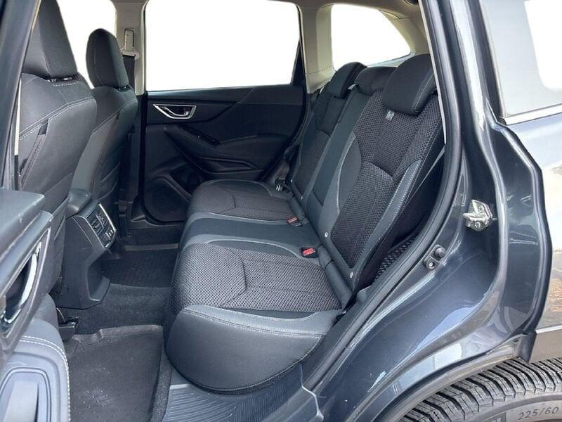 Subaru Forester 2.0 e-Boxer MHEV Lineartronic Style