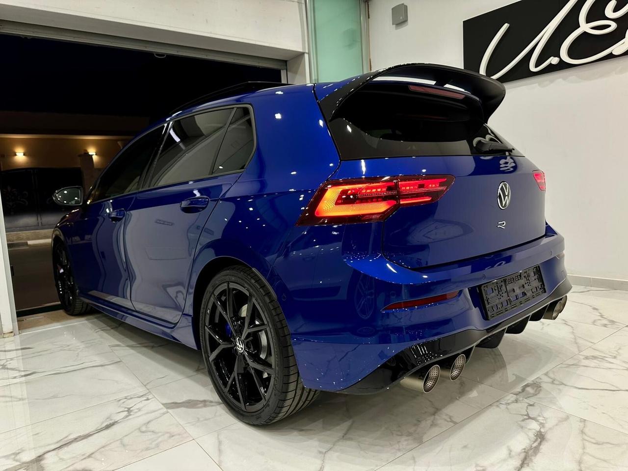 Volkswagen Golf 8 R 2.0 tsi 20Years 4motion 333cv
