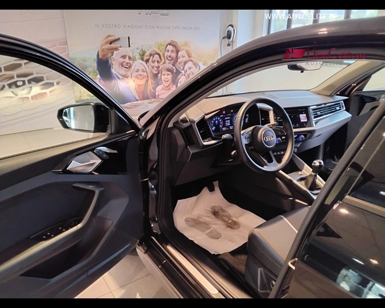 AUDI A1 allstreet 25 TFSI Business