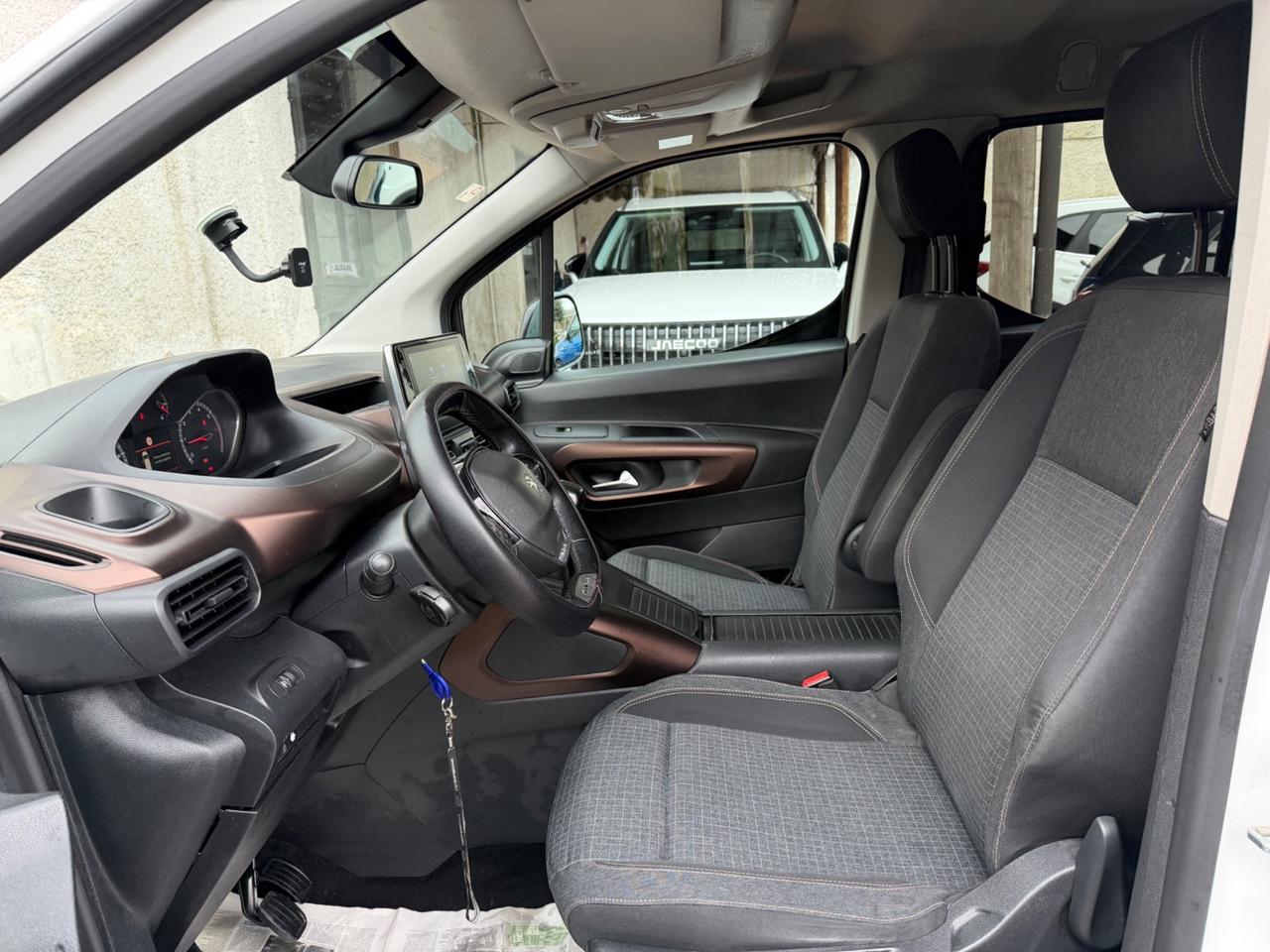 Peugeot Rifter BlueHDi 130 S&S GT Line Long 7 POSTI