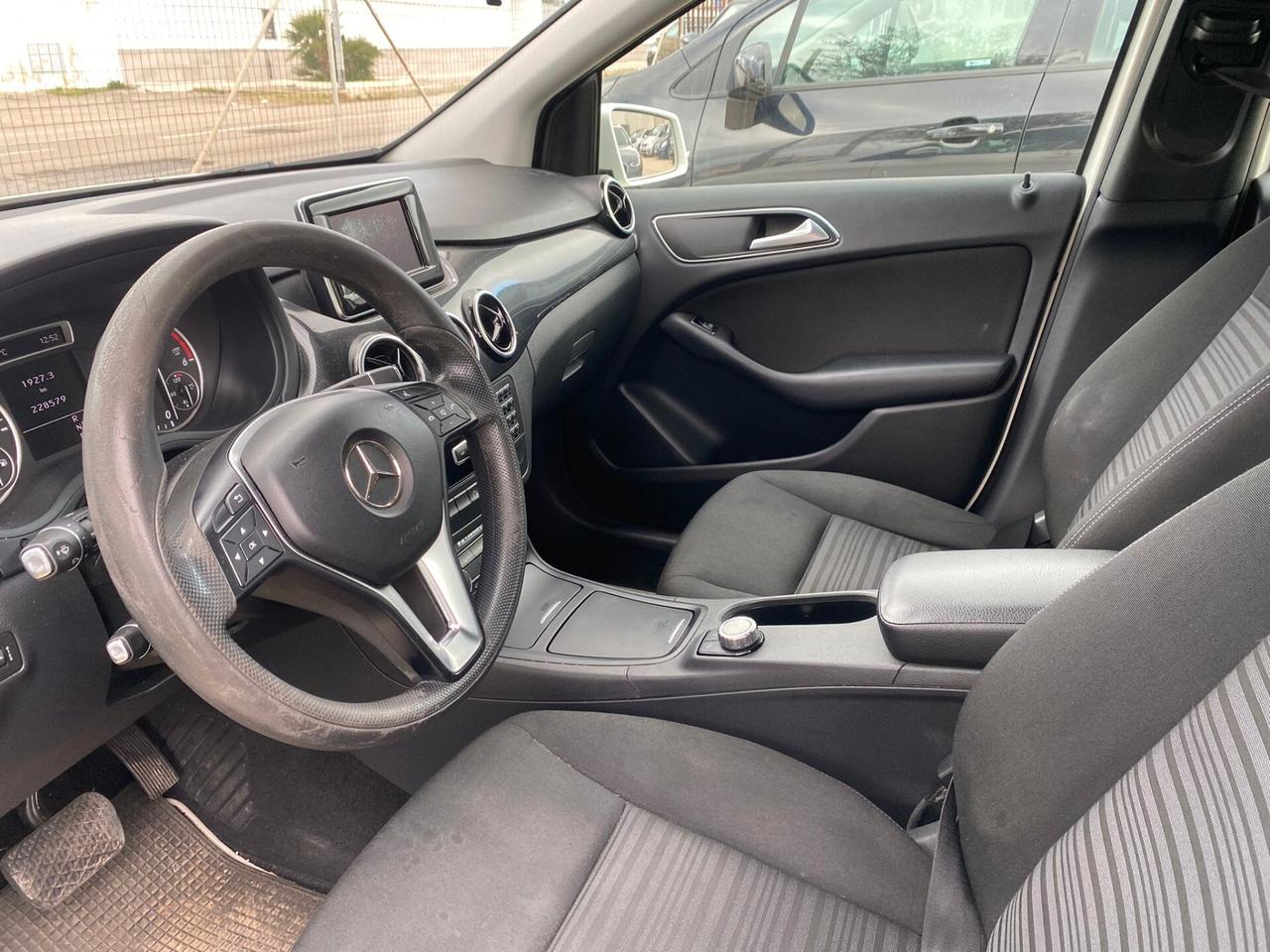 Mercedes-benz B 180 CDI BlueEFFICIENCY Executive