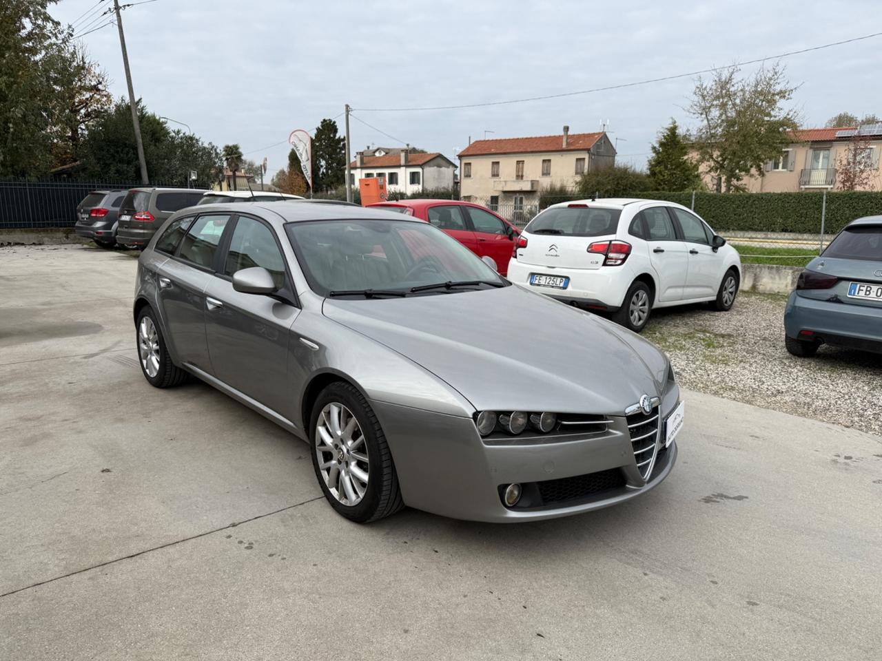 Alfa Romeo 159 1.9 JTDm 16V Sportwagon Distinctive