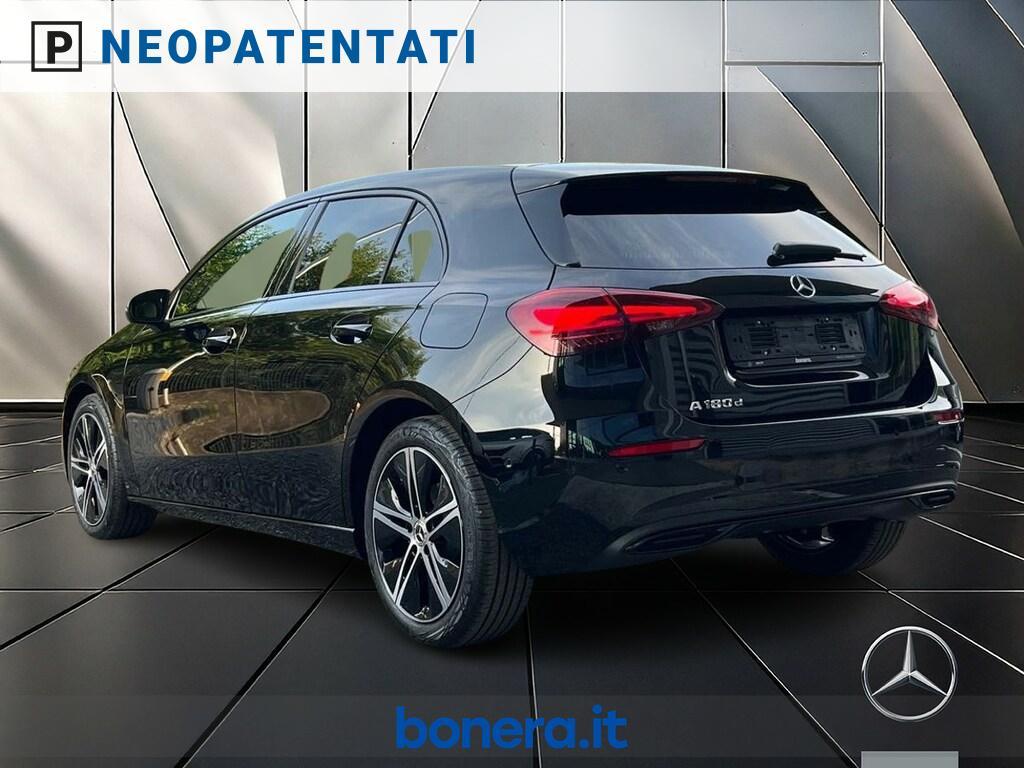Mercedes Classe A 180 180 D Progressive Extra Speedshift DCT AMG 8G