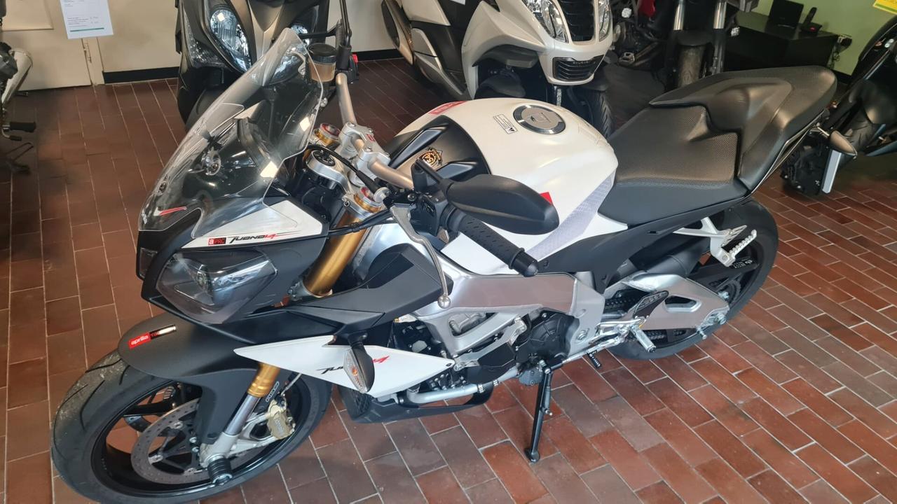 Aprilia Tuono 1000 R
