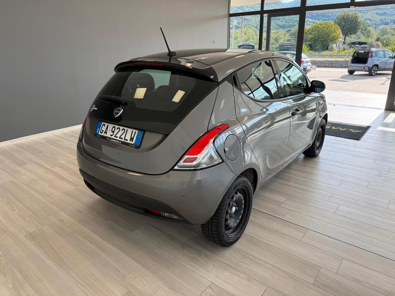 Lancia Ypsilon 1.2 GPL Ecochic Gold 69 CV 5 porte