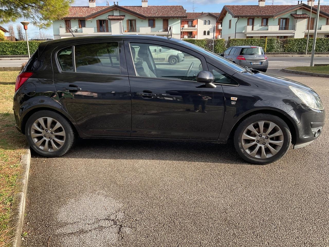 Opel Corsa 1.2 85CV 5 porte GPL-TECH Elective