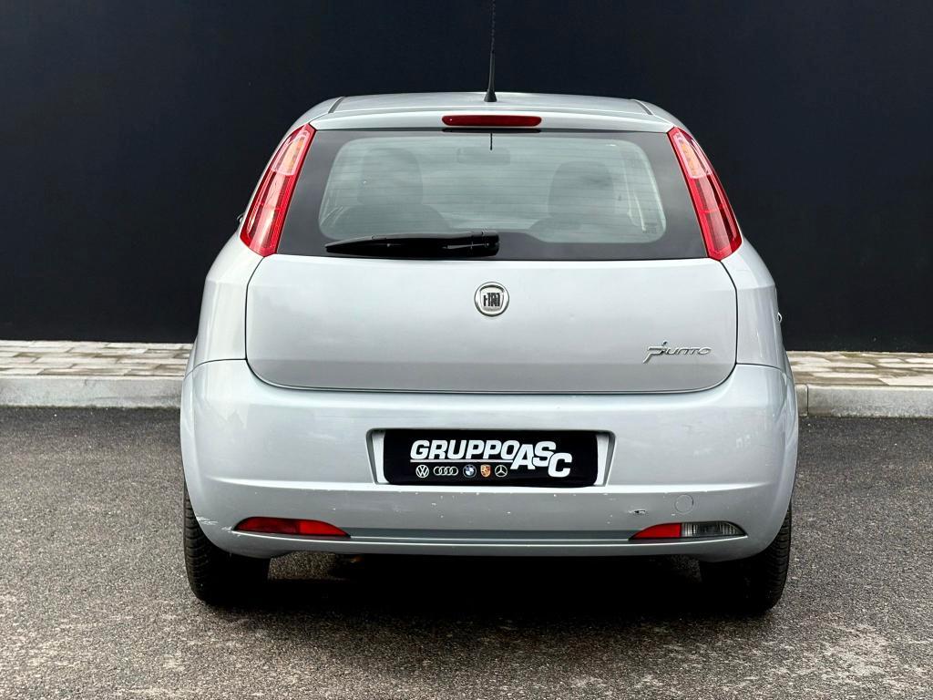 Fiat Grande Punto 3 Porte 1.2 BENZ 65 CV 3 P Dynamic ADATTA NEOPATENTATI