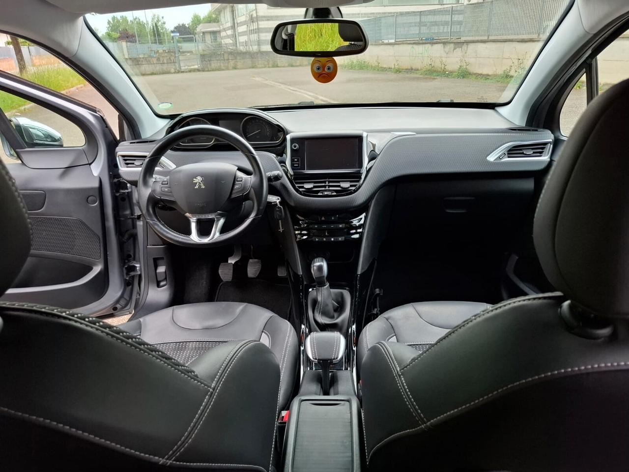 Peugeot 2008 1.6 HDi 2016 SOLAMENTE 85.000 KM