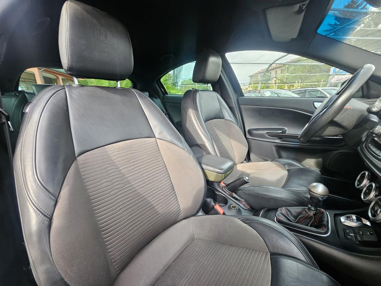 Alfa Romeo Giulietta 2.0 JTDm-2 150 CV Distinctive