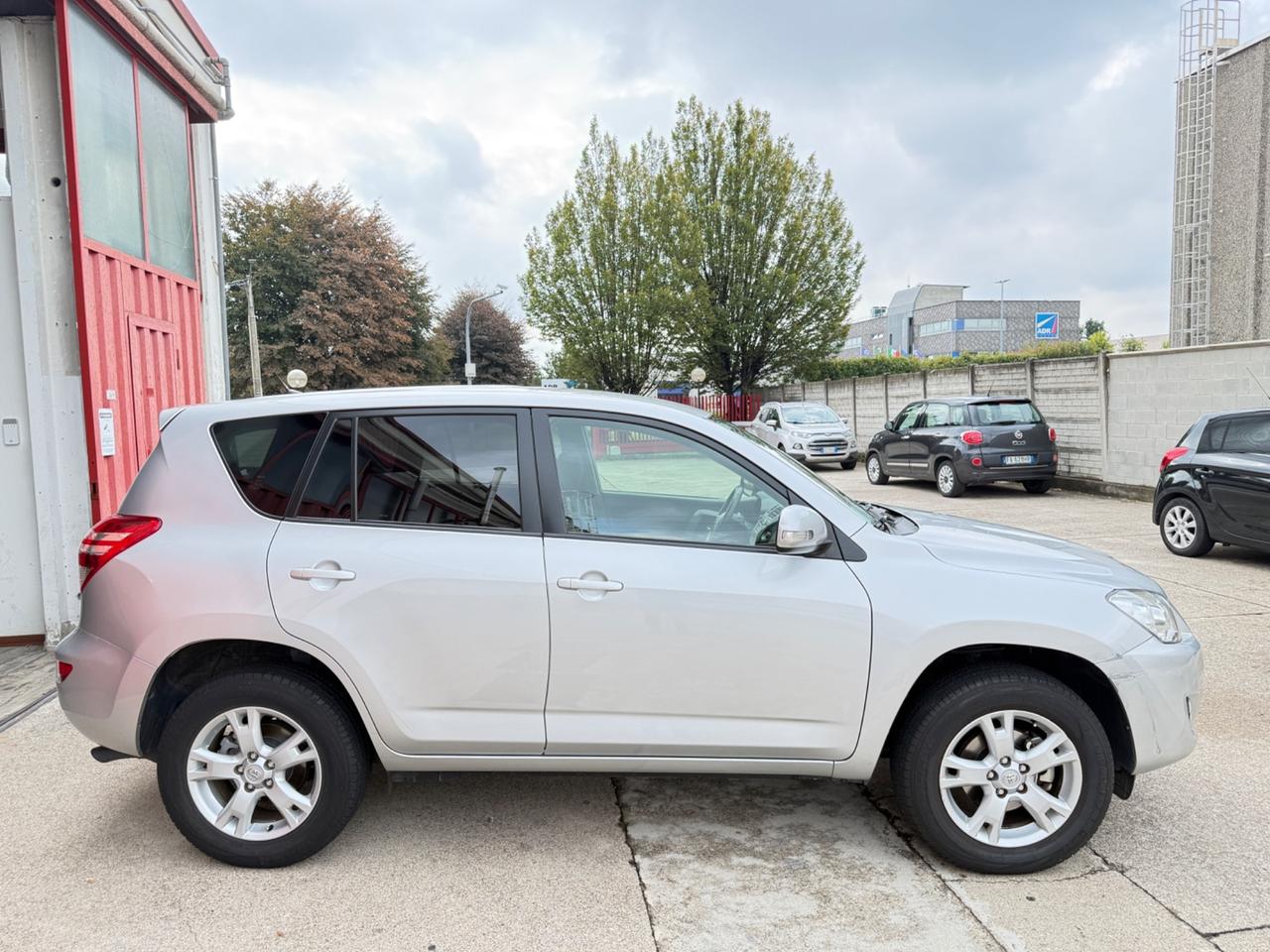 Toyota RAV 4 RAV4 2.2 D-4D 150 CV DPF 4X4