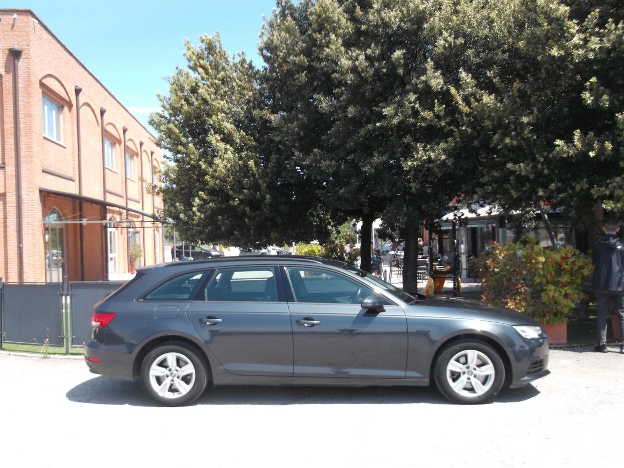 Audi A4 Avant 2.0 TDI 150 CV 2018