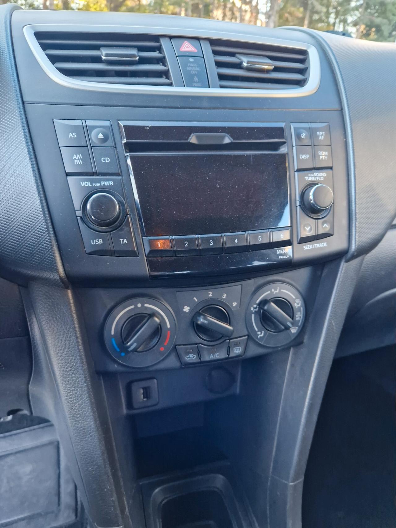 Suzuki Swift 1.3 Diesel 75CV - 2013
