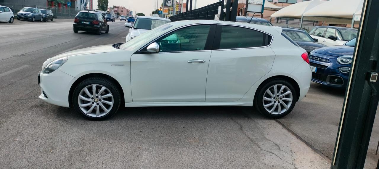 Alfa Romeo Giulietta 2.0 JTDm-2 140 CV Exclusive
